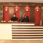 Hotel Livasa Inn Near Blk Hospital
