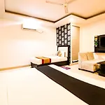 Hotel Olive Zone Near Delhi Airport