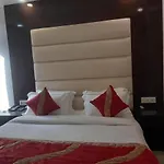 Hotel Benz International