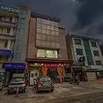 Collection O 76063 Dwarka