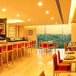 The Metropolitan Hotel & Spa New Delhi
