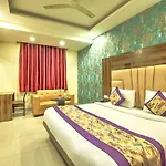 Hotel Smart Plaza Delhi Airport