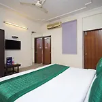 Oyo Hotel Galaxy Stay Inn