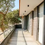 Fabexpress Aerosky Deluxe - Nr Yashobhoomi Convention Centre