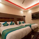 Hotel Dev Place Near Delhi Airport