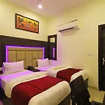 Hotel The Kiara At Delhi Airport