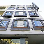 Hotel Applewood Residency - Offering Free Airport Drop