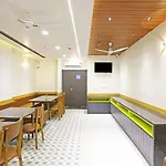 Hotel Applewood Residency - Offering Free Airport Drop