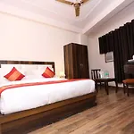 Airport Hotel Mars Plaza