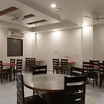 Palm Emerald Near New Delhi International Airport