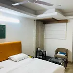 Hotel Locals - Hauz Khas