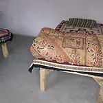 Thakur Niwas