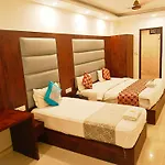 Hotel Ambience Suites Near Igi Airport T3
