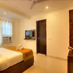 Airport Hotel Ark Avalon