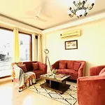 Bluo 3Bhk Safdarjung Enclave, Terrace Garden, Lift