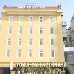 Town Pallace Inn - Hotel In New Delhi