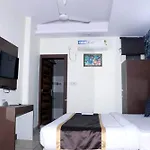 Airport Hotel Edge Home Stay