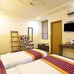 King Plaza Near Igi Airport