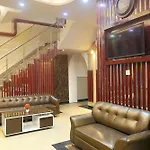 Luxury Stay Near Delhi International Airport