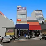 Hotel O Sky Residency