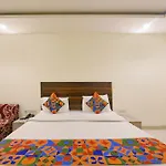 Hotel International Embassy Suites