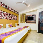 Hotel Mayank Plaza-Near Igi Airport Terminal-3