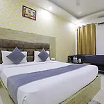 Hotel Broadway Inn Near Igi Delhi Airport