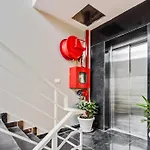 Hotel Cozy Cave Near Igi Delhi Airport