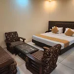 Hotel Cozy Cave Near Igi Delhi Airport