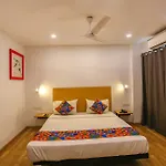 Fabhotel Moro Paschim Vihar
