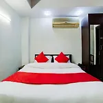 Hotel Sant Nagar
