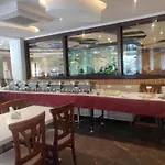 Airport Hotel Le Seasons New Delhi