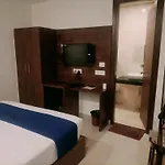 Hotel Gayatry