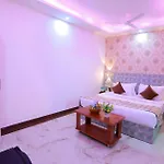 Apollyon Homestay
