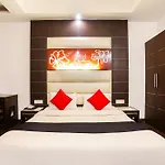 Hotel Livasa Inn Near Blk Hospital