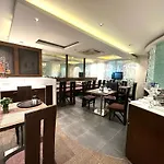 Stay At Good Time - Close To Karol Bagh Metro Station And City Centre