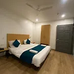 Hotel White Saffron Pitampura Near Kohat Enclave Metro Station
