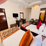 Hotel Paras - Karol Bagh Delhi