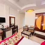 Hotel Paras - Karol Bagh Delhi