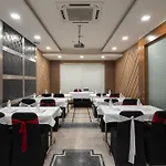 The Suncourt Hotel Yatri