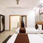 Hotel Vvs Near Delhi Airport