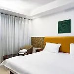 Hotel Blueberry