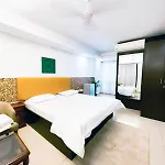 Hotel Blueberry