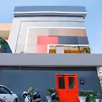 Super Hotel O Nawada Metro