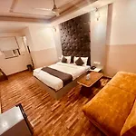 Hotel Airport City