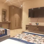 Hotel Cullinan By Qotel Janakpuri