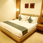 Hotel Tavish Suites Near Delhi Airport