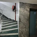 Hotel Mid Town