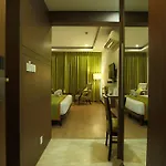 Hotel The Prithvi Delhi Airport With Airport Transsfer