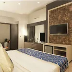 Almora Hotel Delhi International Airport With - Free Airport Drop
